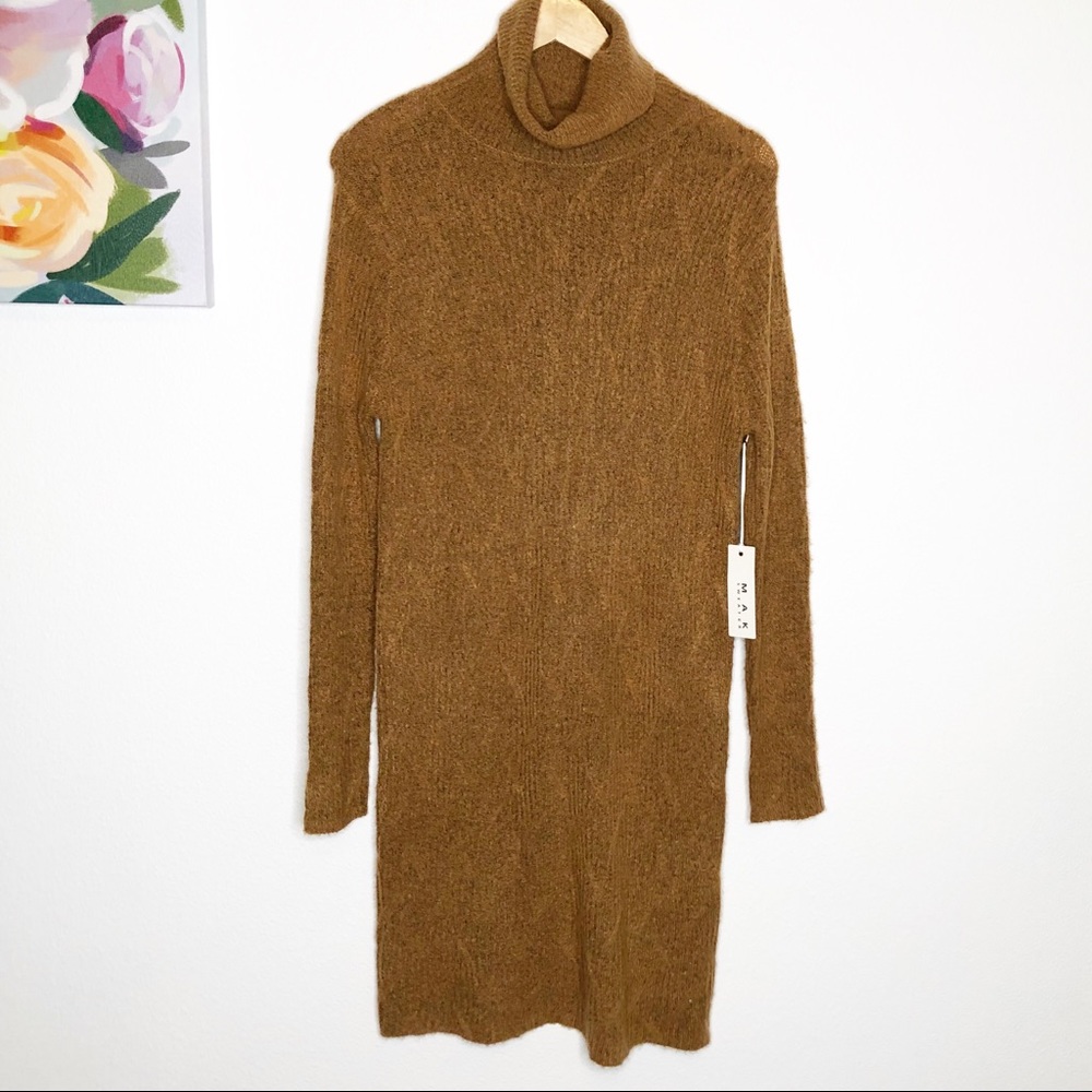 MAK | Turtle Neck Sweater Dress M